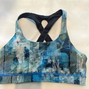 Lulu lemon sports bra size 6